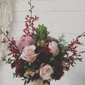A Stunning Seasonal bloom florist choice arrangement 